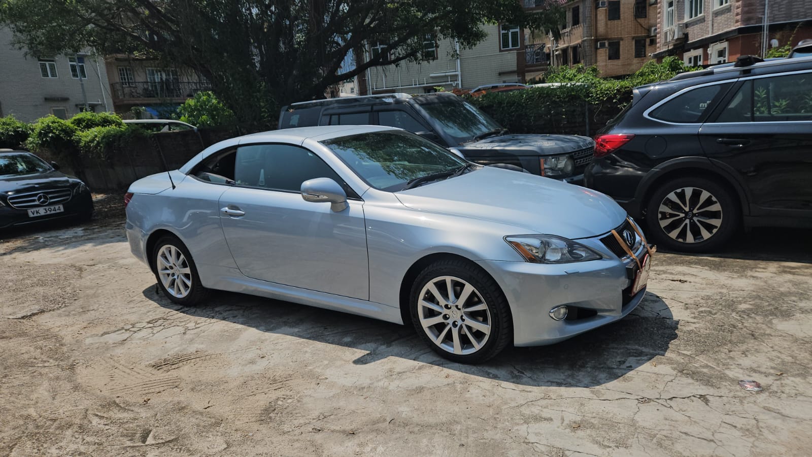 2010 Lexus IS 250C — photo 3
