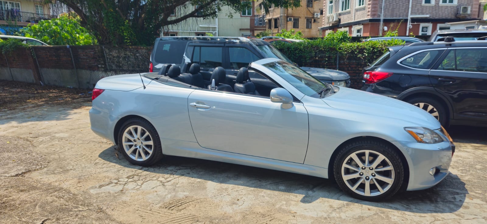 2010 Lexus IS 250C — photo 6