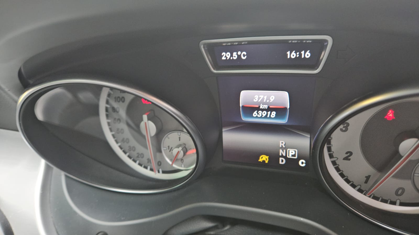 2016 Mercedes-Benz GLA 200 — photo 3