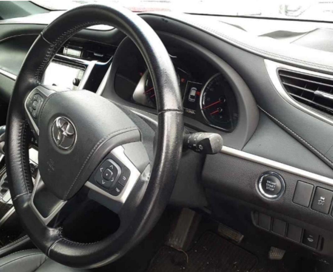 2015 TOYOTA HARRIER 2000 — photo 6