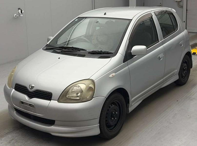 1999 Toyota Vitz