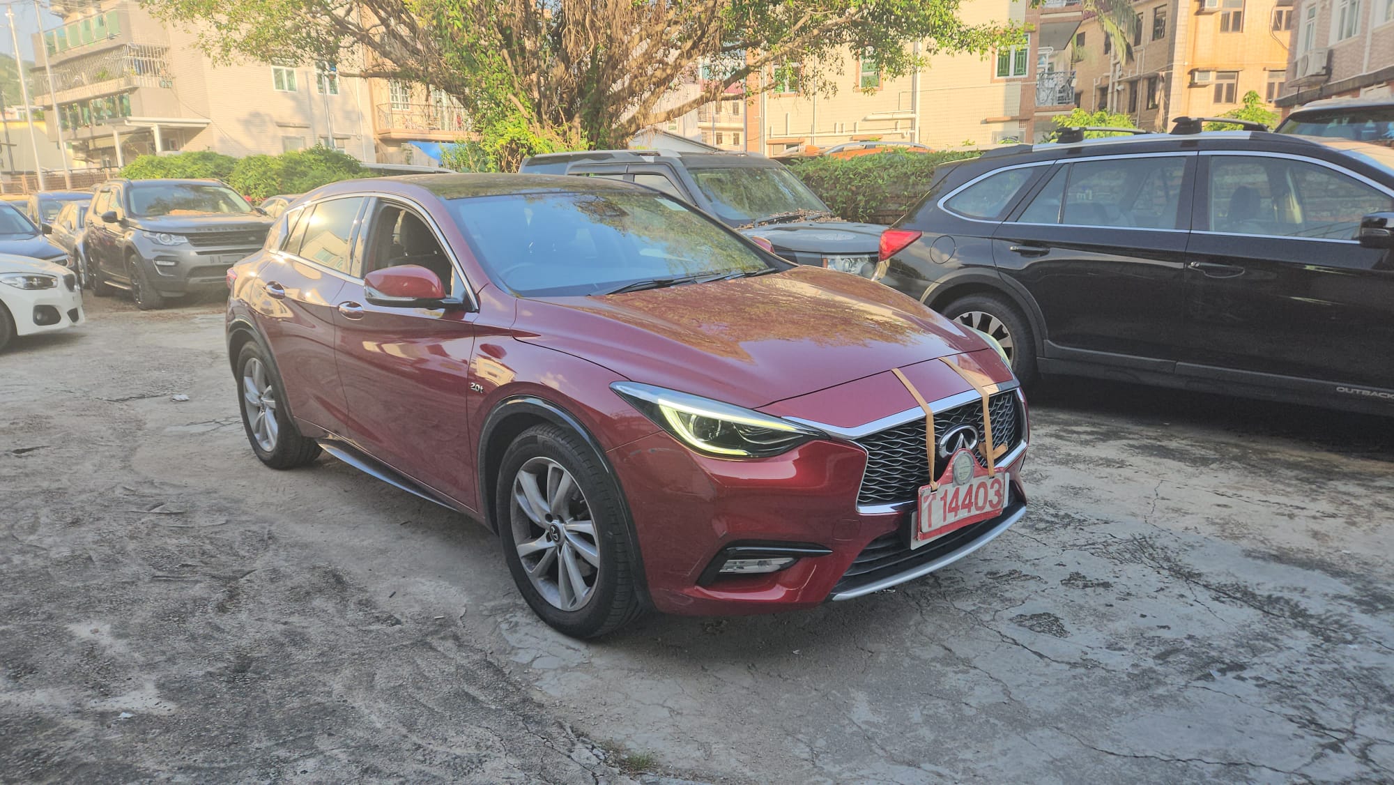 2017 Infiniti Q30 — photo 3