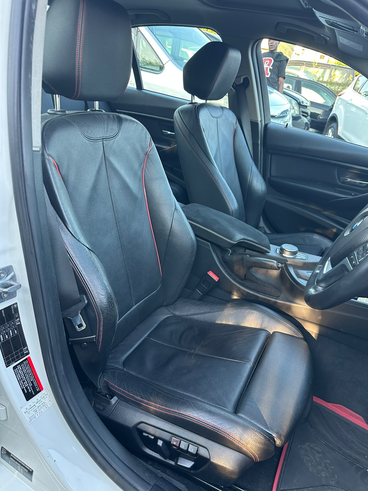 2015 BMW 320i — photo 5
