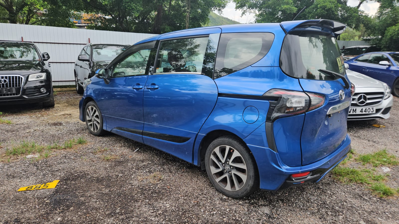 2015 Toyota Sienta — photo 4