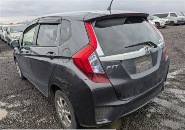 2016 Honda L-PKG DAA-GP5 — photo 5