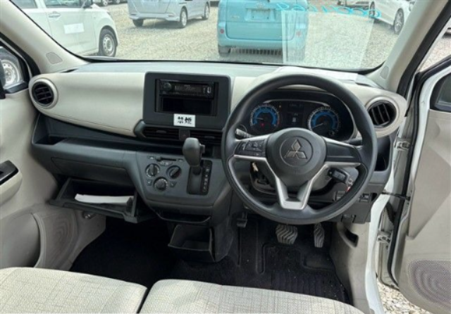 2019 Mitsubishi M 5BA-B33W — photo 4
