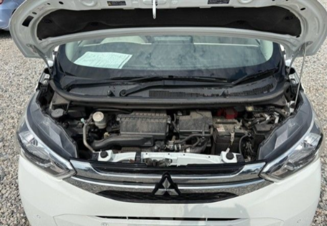 2019 Mitsubishi M 5BA-B33W — photo 6