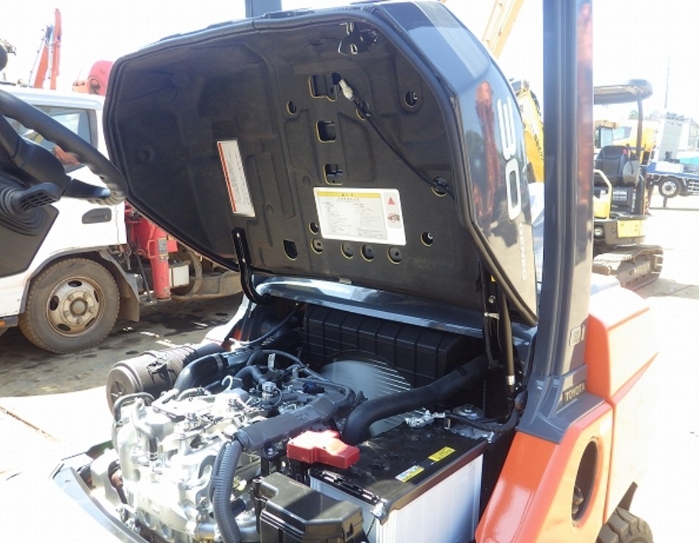 2010 Toyota Counterbalance Forklift - 3.0 Ton — photo 7