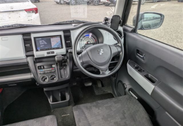 2017 SUZUKI HUSTLER DBA-MR31S A — photo 4