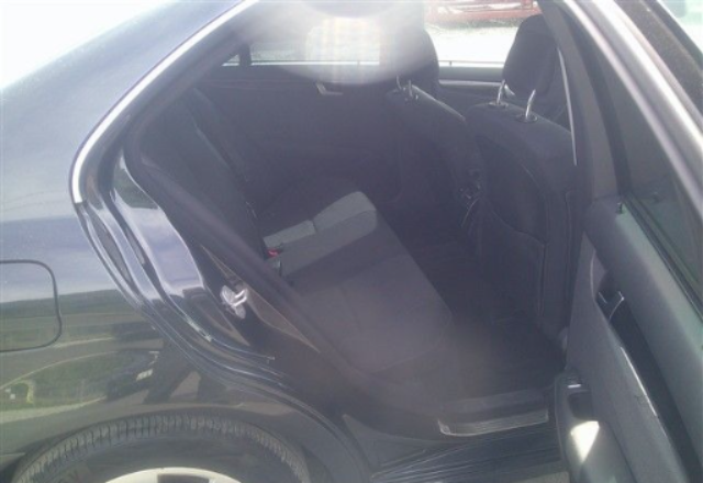 2011 MERCEDES  C200 DBA-204048 — photo 3