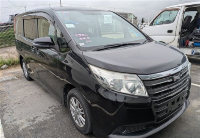 2015 TOYOTA NOAH DBA-ZRR80G X