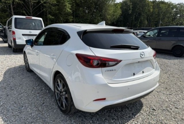 2016 MAZDA  AXELA SPORT LDA-BMLFS 15XD L-PKG — photo 3