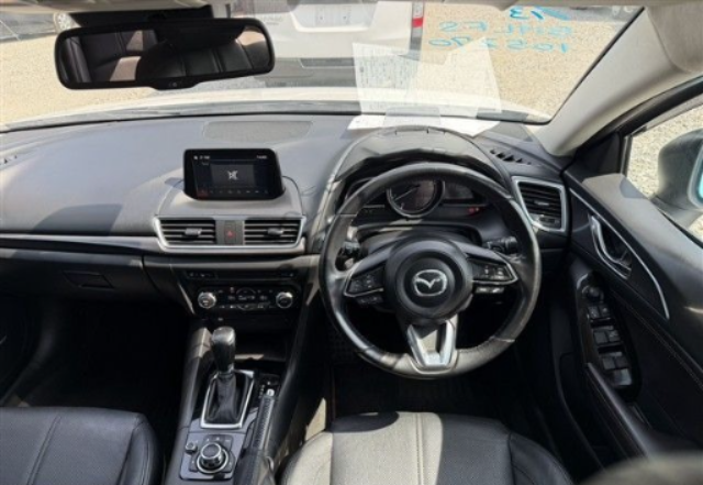 2016 MAZDA  AXELA SPORT LDA-BMLFS 15XD L-PKG — photo 4