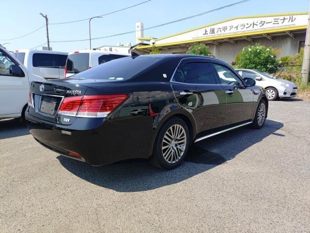 2016 TOYOTA  CROWN MAJESTA GWS214 — photo 4