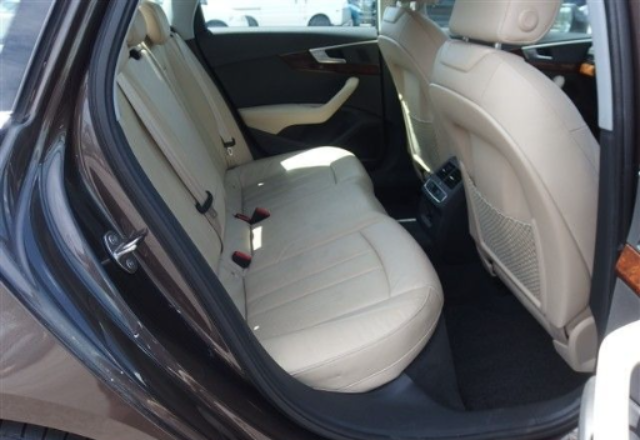2016 AUDI A4 ABA-8WCVK 2.0TFSI — photo 3