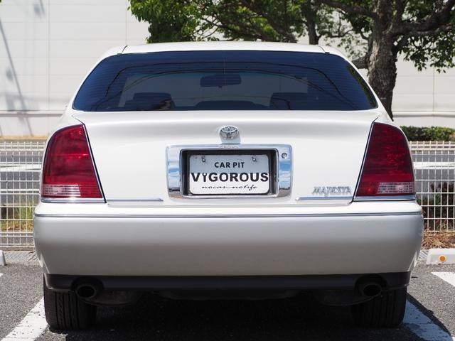 2003 TOYOTA CROWN MAJESTA JZS177 — photo 6