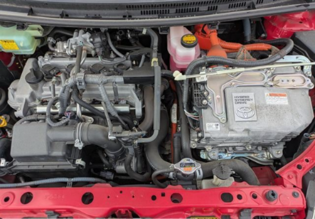 2013 TOYOTA AQUA  S DAA-NHP10 — photo 6