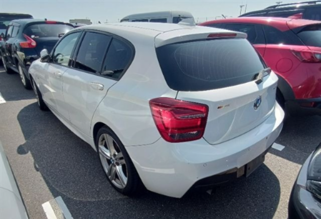 2013 BMW 120I M-SPORT — photo 5