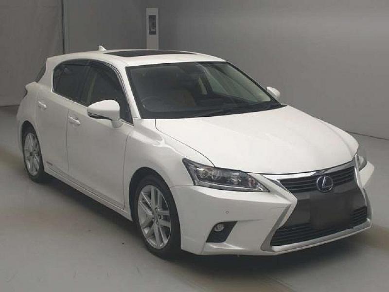 2017 LEXUS CT200H Grade ZWA10