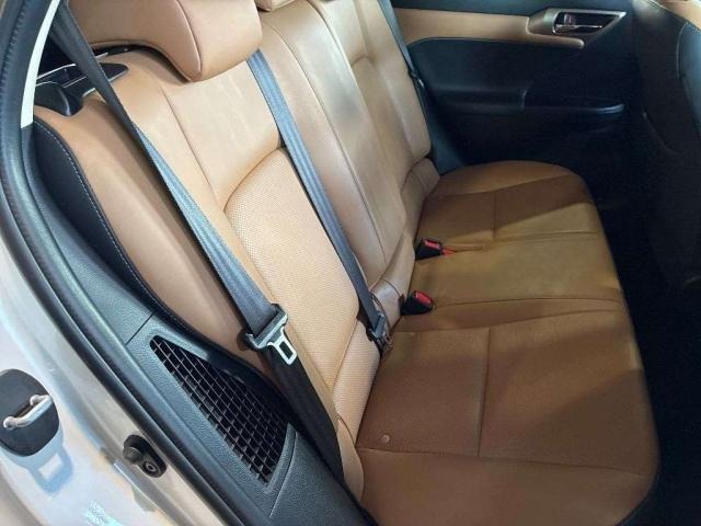 2017 LEXUS CT200H Grade ZWA10 — photo 5