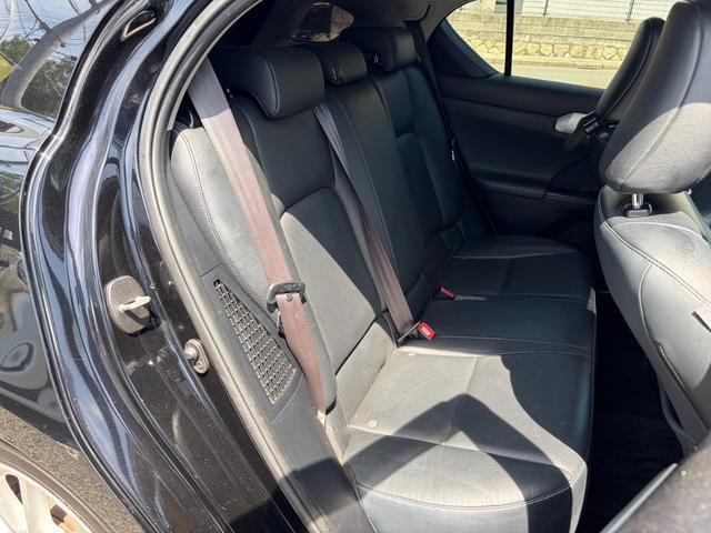 2011 LEXUS CT200H ZWA10 — photo 11