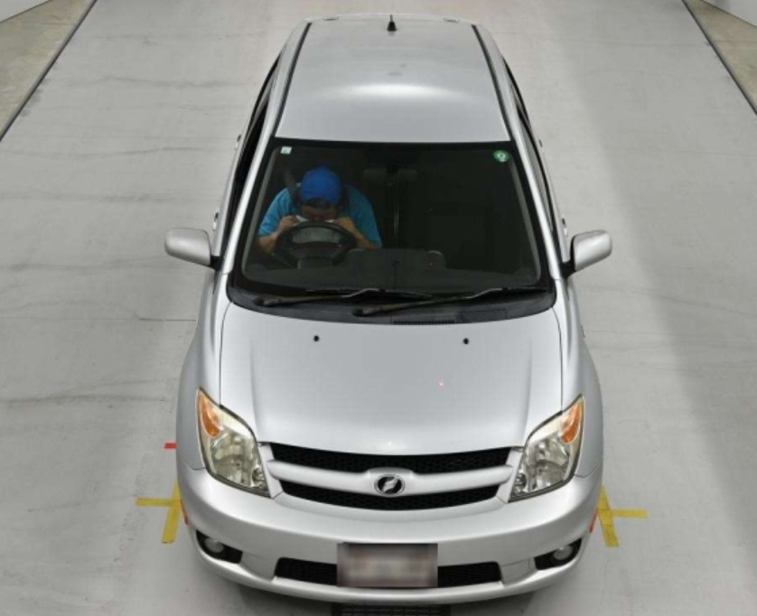 2005 TOYOTA IST 1300CC