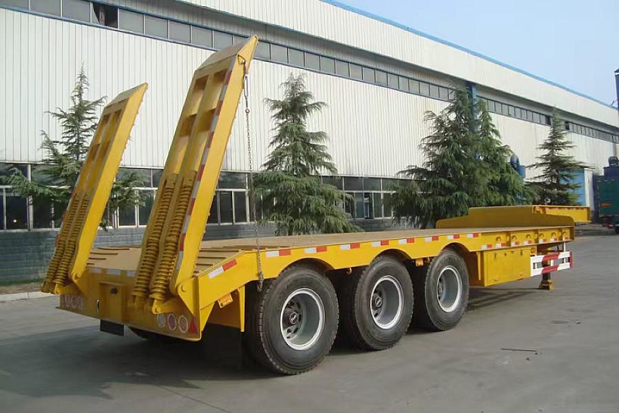 3 AXLE LOWBED TRAILER