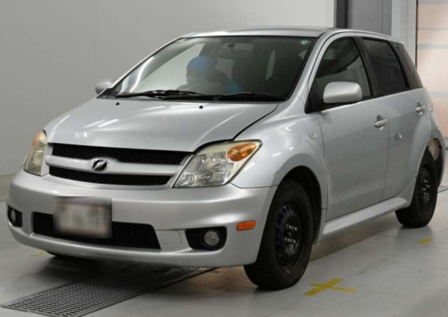 2005 TOYOTA IST 1300CC — photo 3