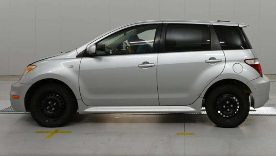 2005 TOYOTA IST 1300CC — photo 5