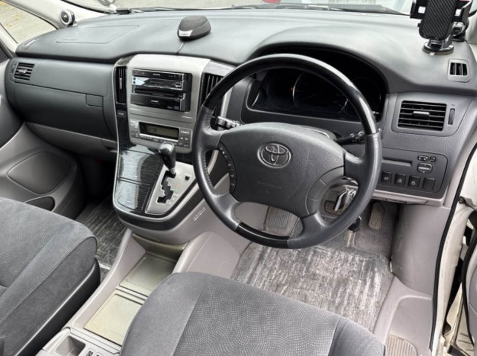 2005 TOYOTA ALPHARD 3.0MS MNH10W-0081464 — photo 6