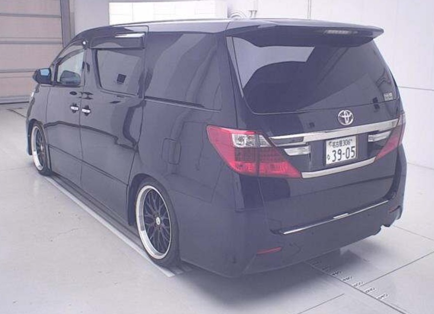 2014 TOYOTA ALPHARD 240S — photo 4