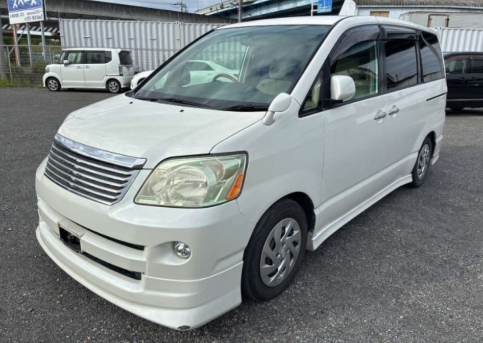 2007 TOYOTA NOAH 2.0L X SPECIAL EDITION
