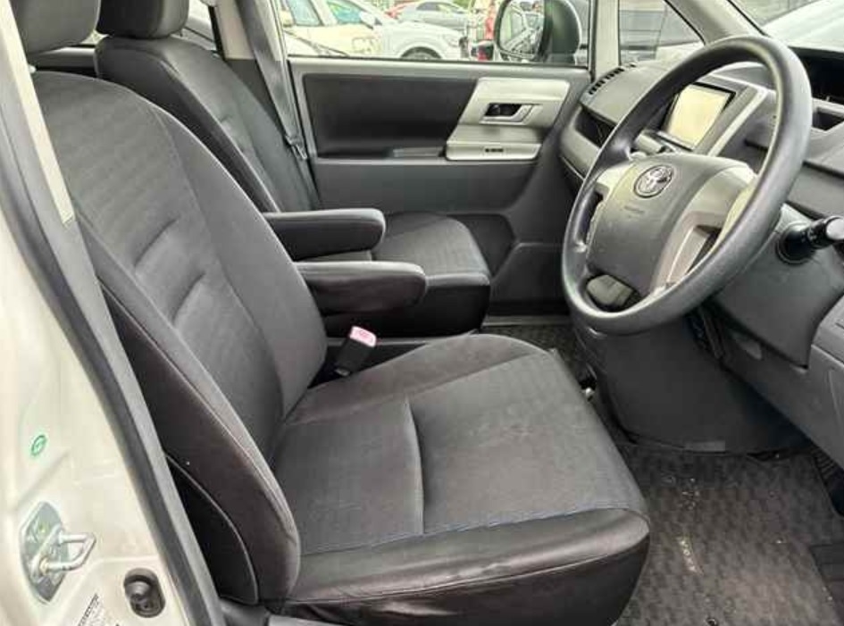 2009 TOYOTA VOXY Z4WD ZRR75W-0051386 — photo 4