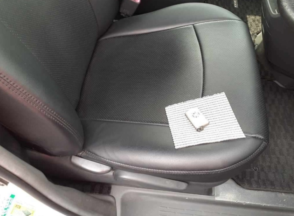 2009 TOYOTA VOXY ZS KIRAMEKI II — photo 4
