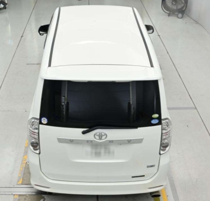 2009 TOYOTA VOXY ZS KIRAMEKI II — photo 5