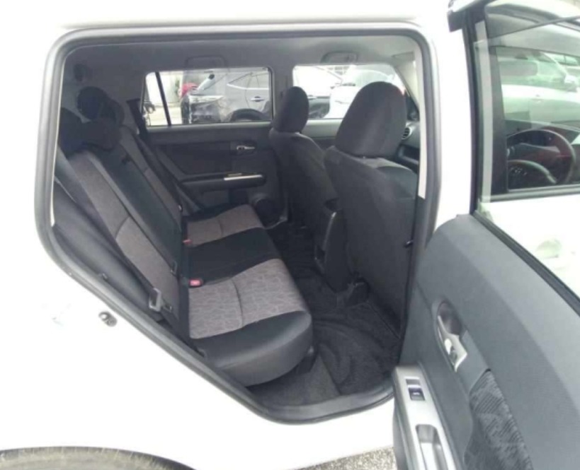 2010 TOYOTA COROLLA RUMION 1.8S — photo 2