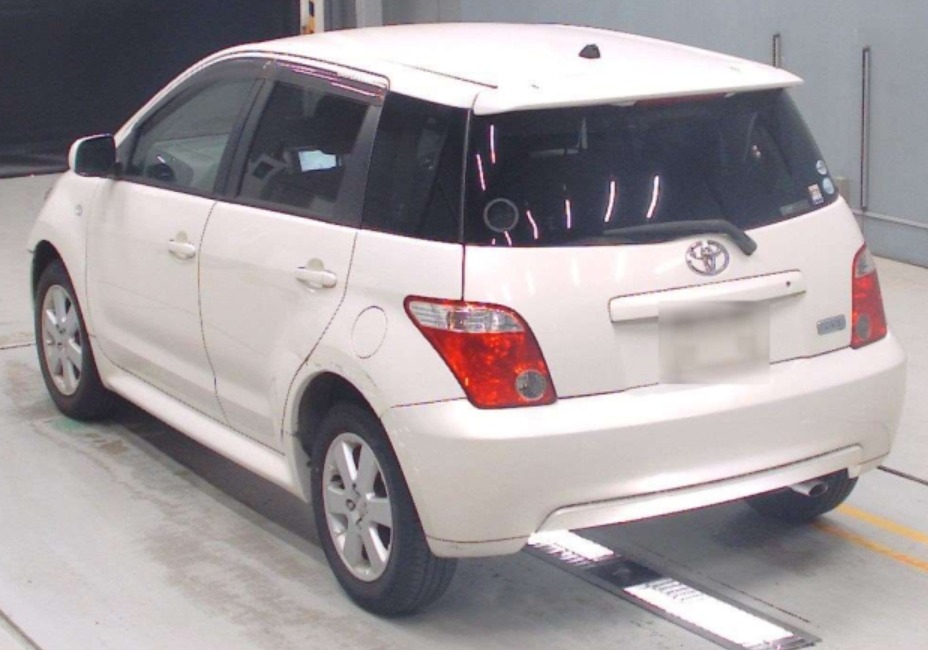 2005 TOYOTA IST 1500CC — photo 8