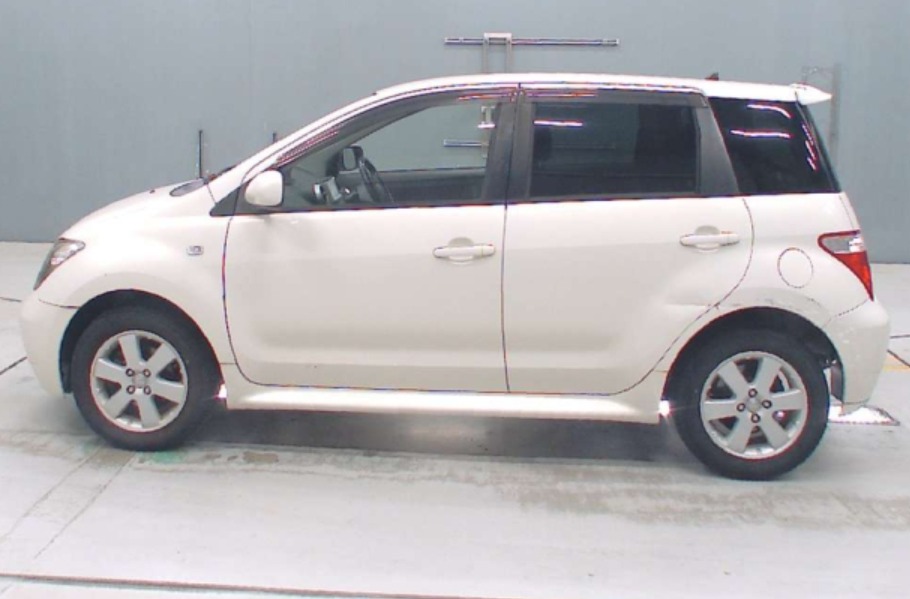 2005 TOYOTA IST 1500CC — photo 9