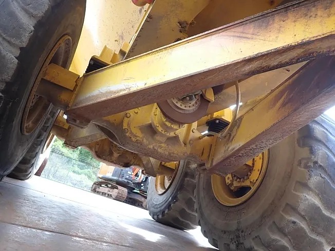 2015 CATERPILLAR 725C — photo 9
