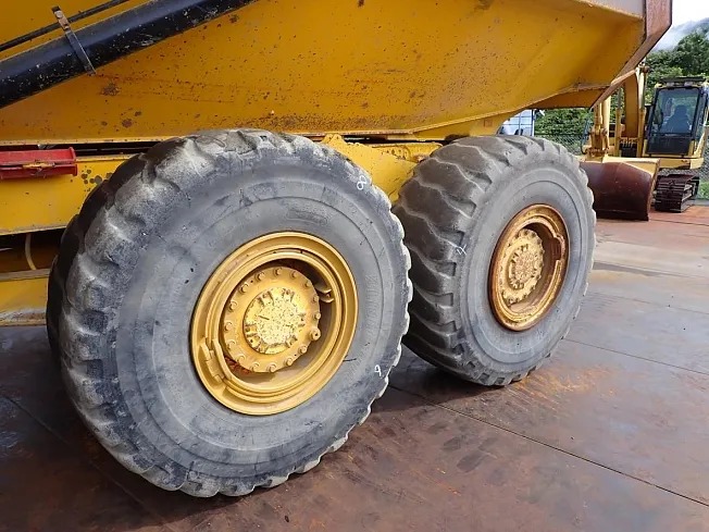 2015 CATERPILLAR 725C — photo 19