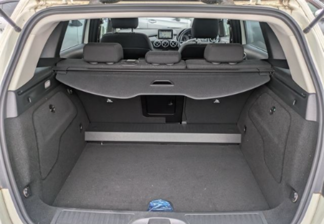 2014 MERCEDES  B180 DBA-246242 — photo 7