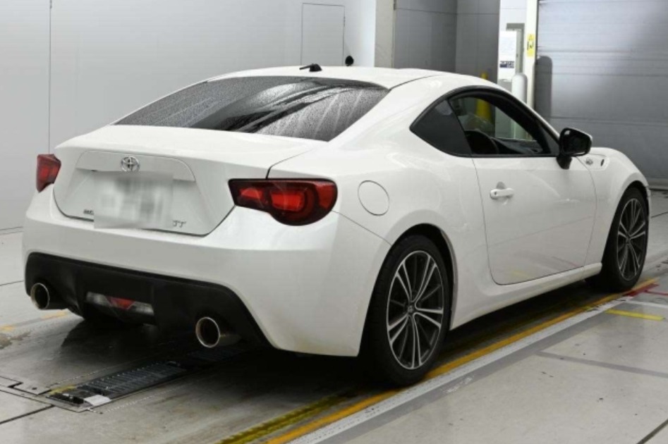 2012 TOYOTA GT 2000CC — photo 6