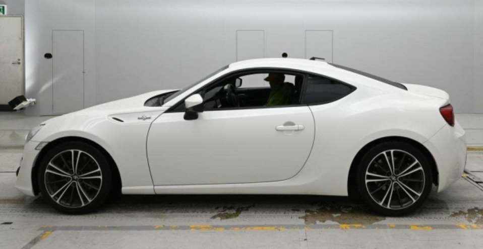 2012 TOYOTA GT 2000CC — photo 8