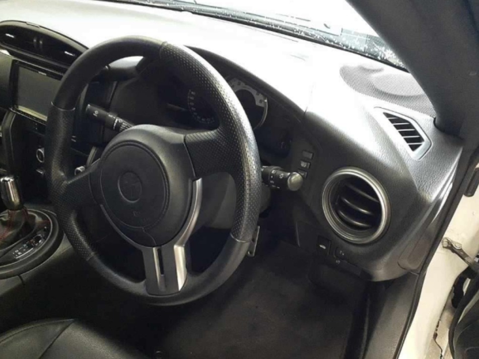 2012 TOYOTA GT 2000CC — photo 9