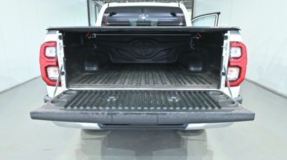2012 TOYOTA HILUX HILUX 3DF-GUN125 — photo 11