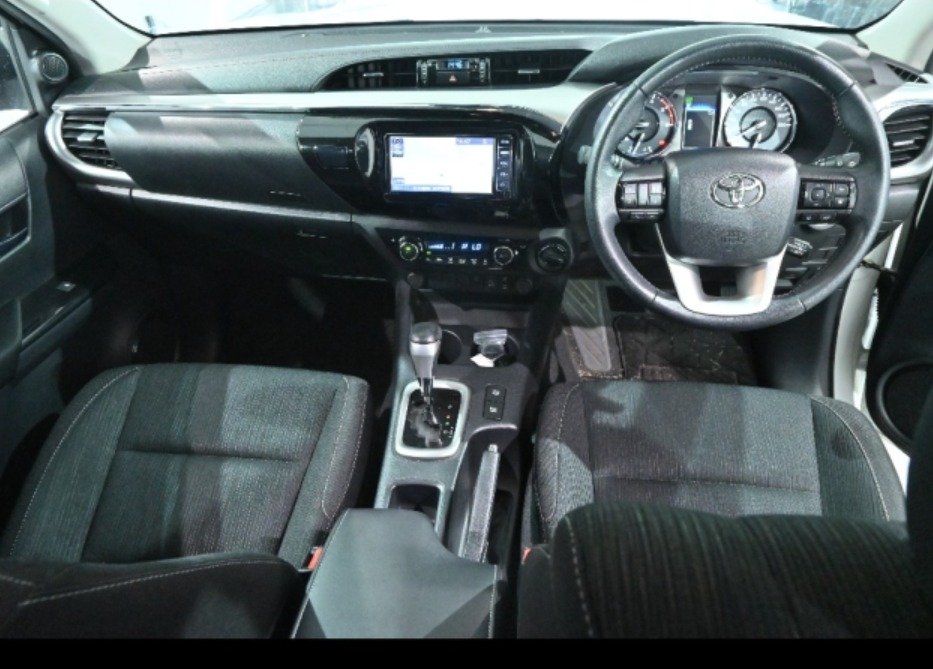 2012 TOYOTA HILUX HILUX 3DF-GUN125 — photo 13