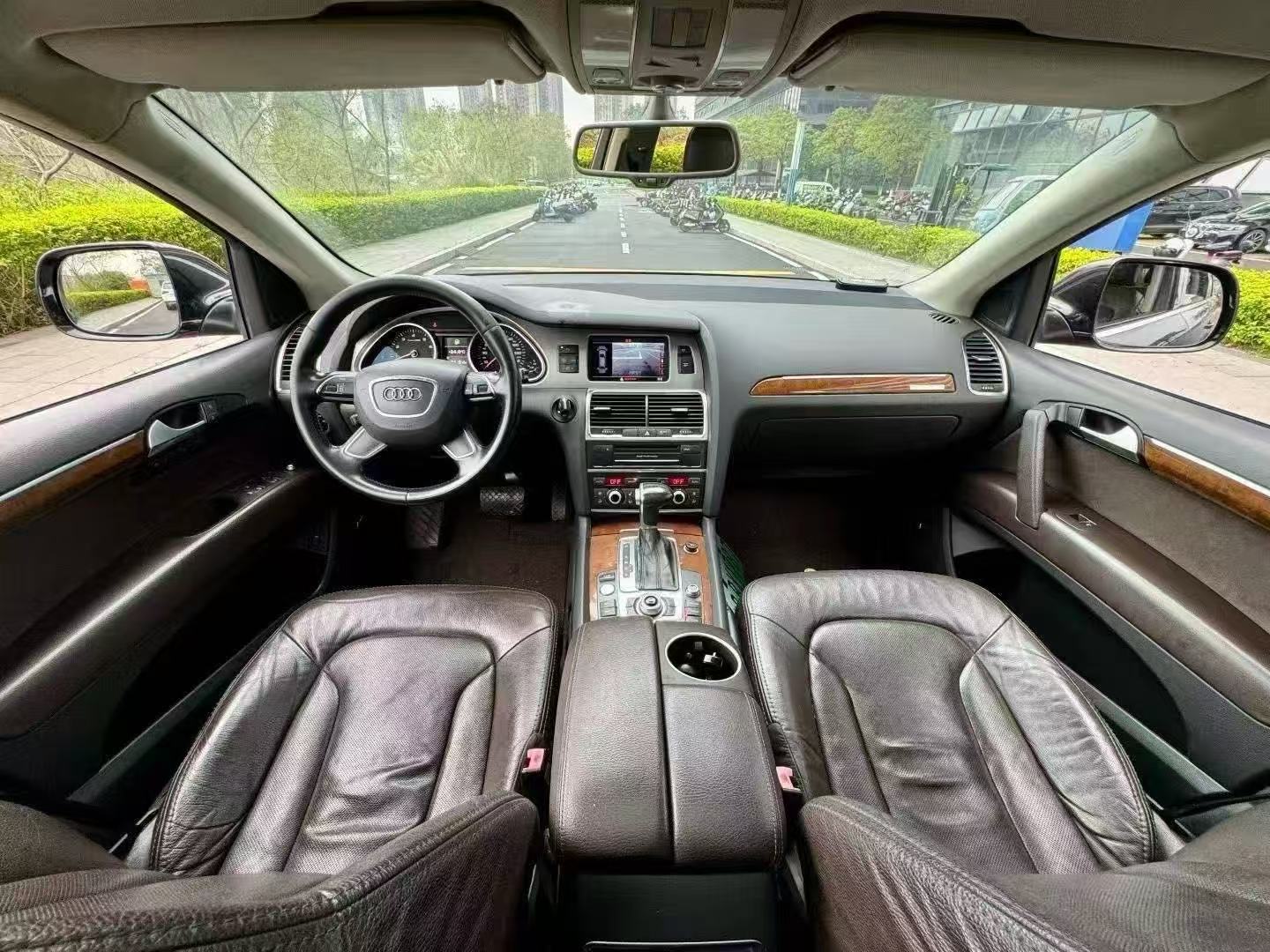 2015 Q7 Audi Q7 off-road — photo 7
