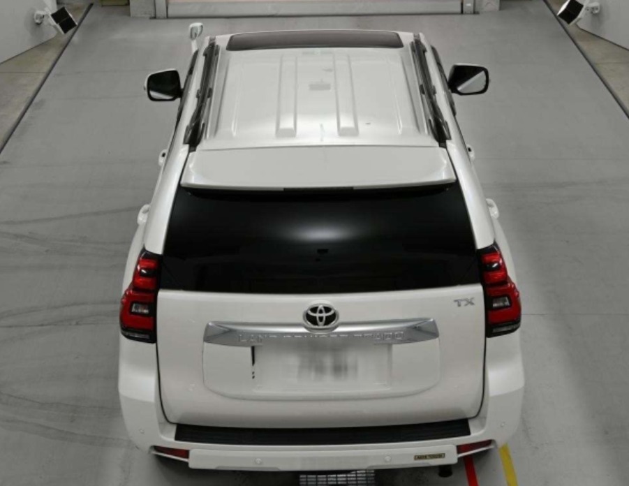 2021 Land Cruiser Prado TRJ1501 — photo 7