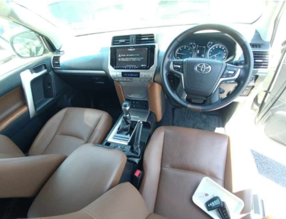 2021 LAND CRUSER Prado — photo 10
