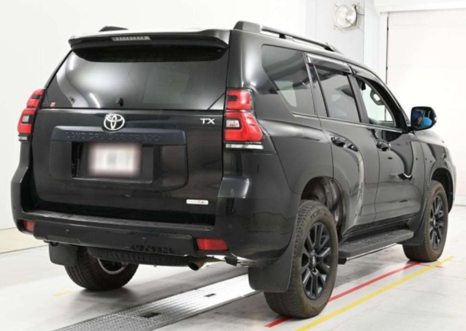 2023 Land cruser GDJI 150 W — photo 3